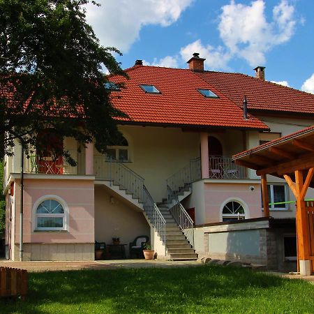 Prenocisca Angelin Hram, Tiny Apartments Markovec Bagian luar foto